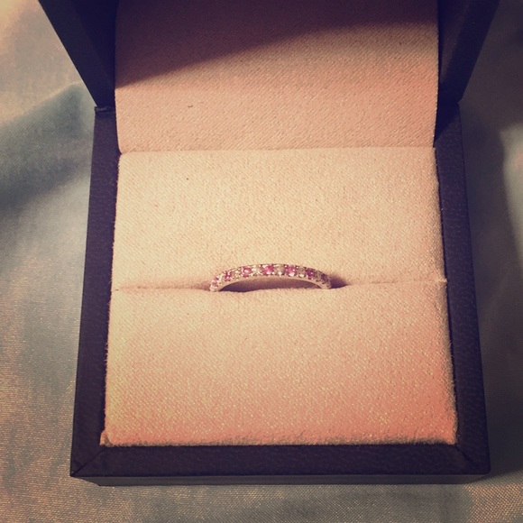 Jewelry - Pink and white diamond ring *NEW
