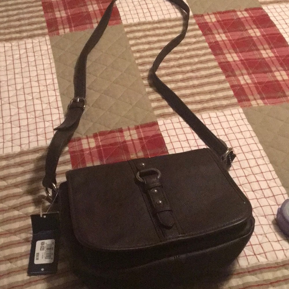 Bass crossbody