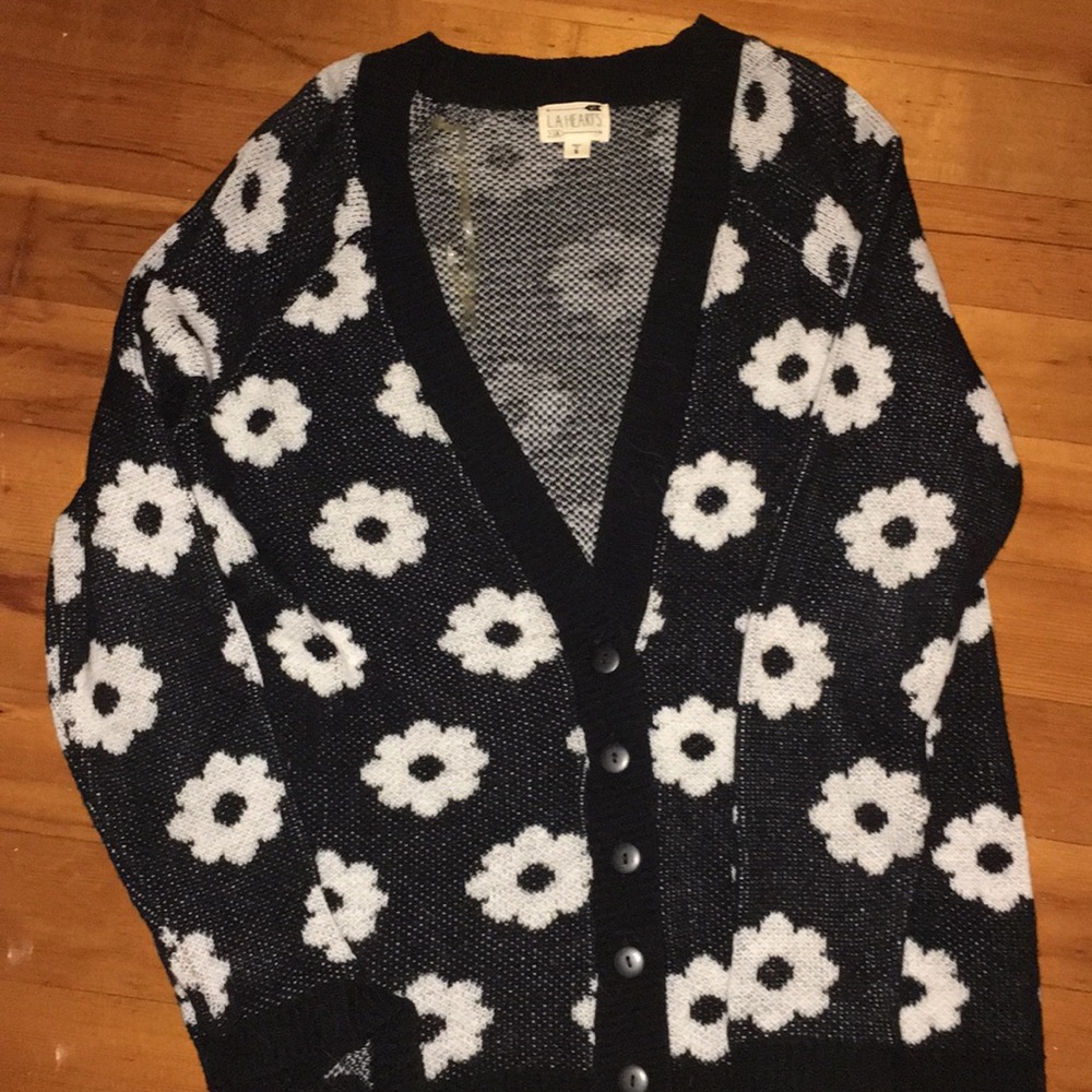 LA Hearts Oversized Daisy Cardigan