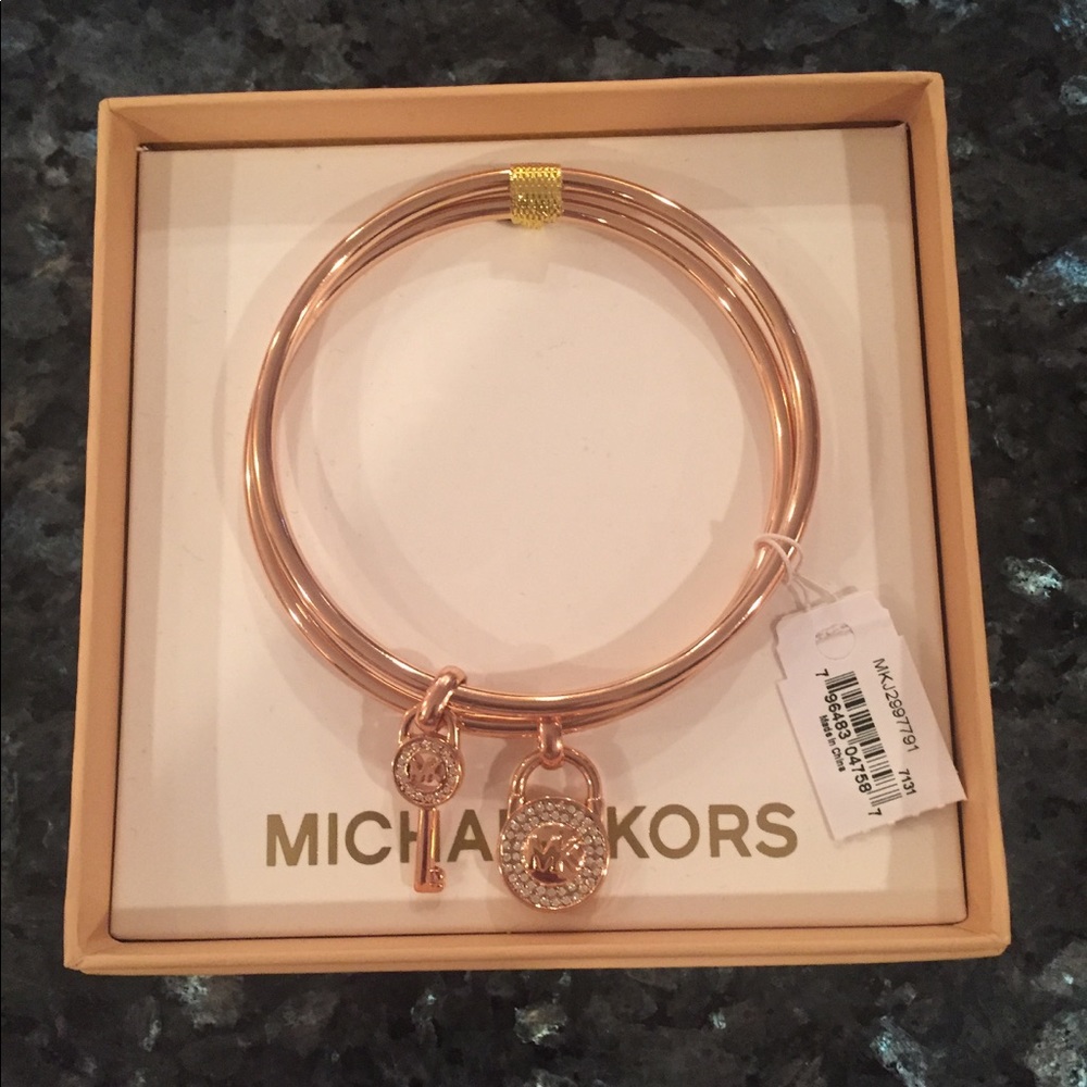 Michael Kors Key & Locket RoseGold Bangle Bracelet