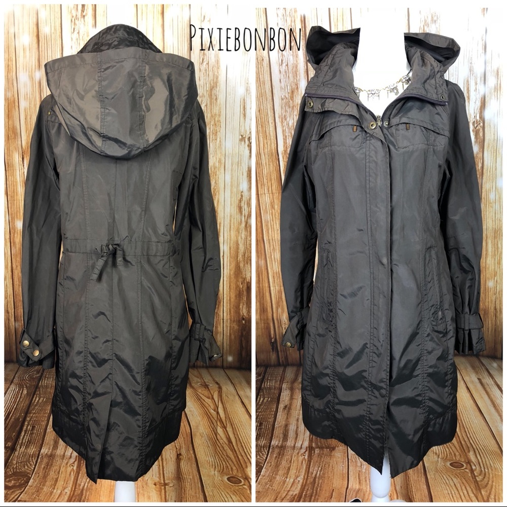 Shimmery Brown Cole Haan Light Coat