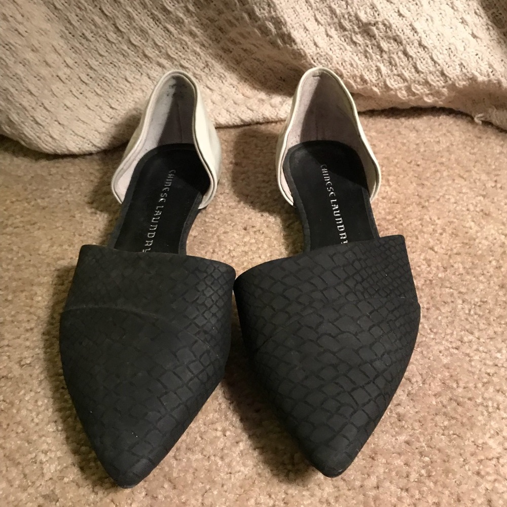 Black and gray faux snakeskin flats