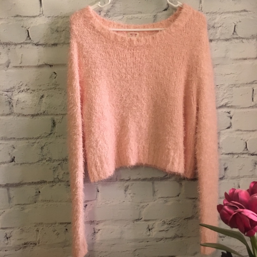 EUC Mossimo Cropped Sweater