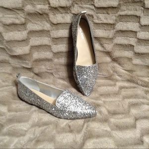 Aldo Silver Flats NIB