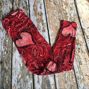 Lularoe Valentine Scribble Hearts OS GUC
