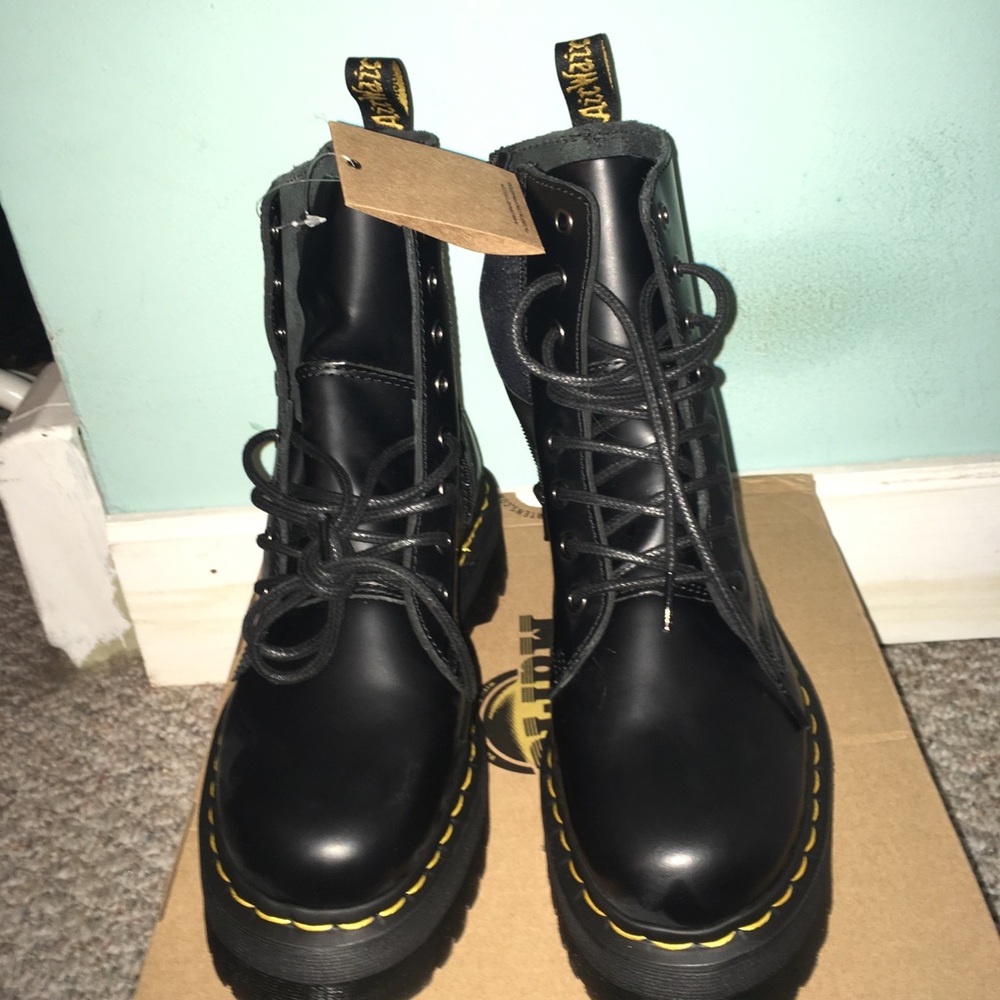 Dr.Martens Jadon size 7 women's