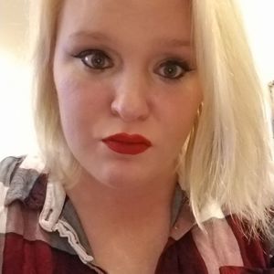 Meet your Posher, Lacy