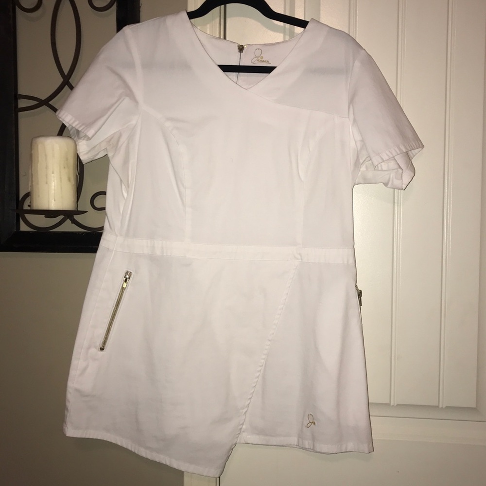 Jaanuu White Tunic top