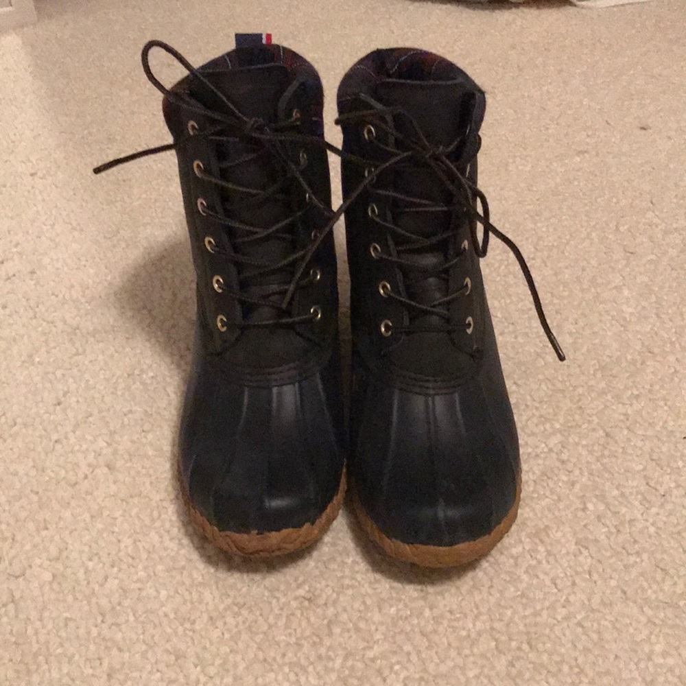 Navy Tommy Hilfiger rain boots