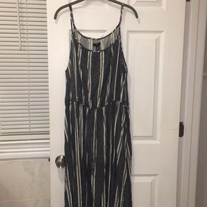 Black and white print maxi dress