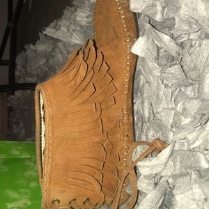 Moccasins style shoe, super cute and comfy