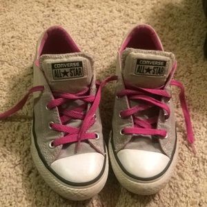 Girl’s All-Star Converse Grey/Purple Size 2
