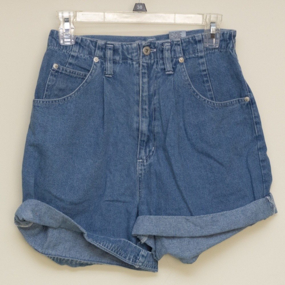 VINTAGE High Rise Shorts