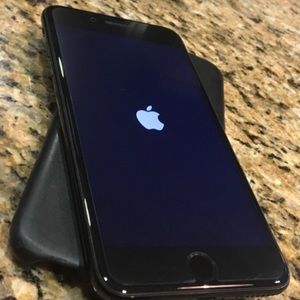 iPhone 7 Plus. AT&T. 128 GB.