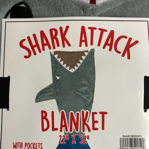 Shark Blanket - Picture 2 of 6