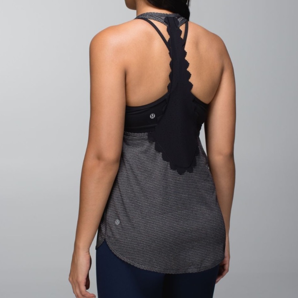 Lululemon *laser cut 105f singlet, sz 8