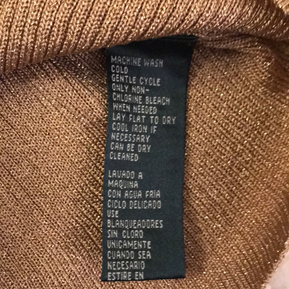 Metallic Gold Basic Tank - Picture 5 of 5