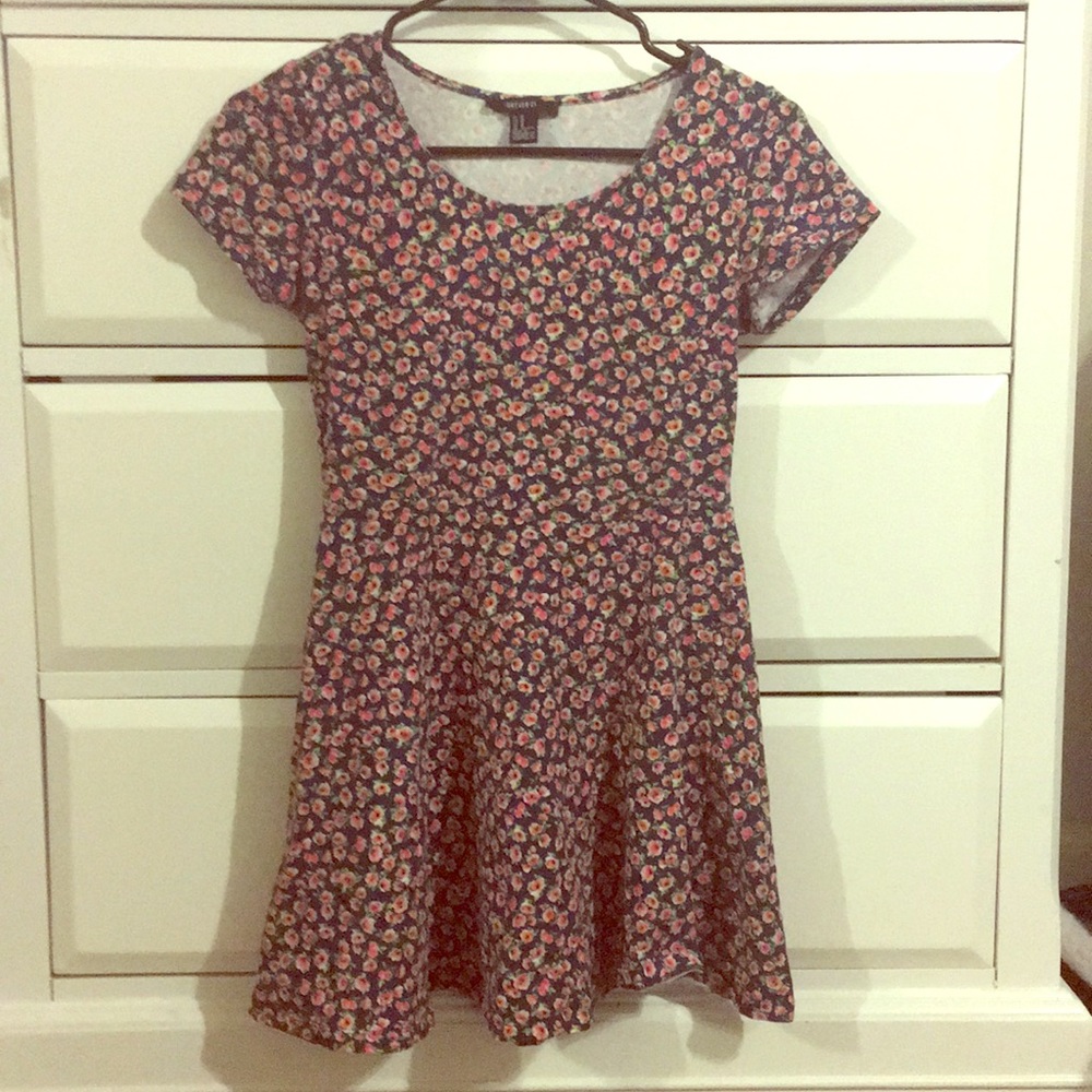 ADORABLE dress FOREVER 21
