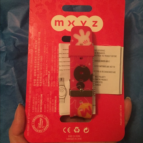 NWT Disney Kawaii Mickey MXYZ LED Rubber Watch - Picture 3 of 5