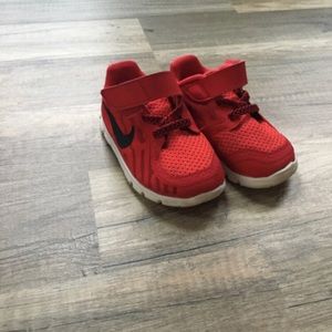 Red Nike’s