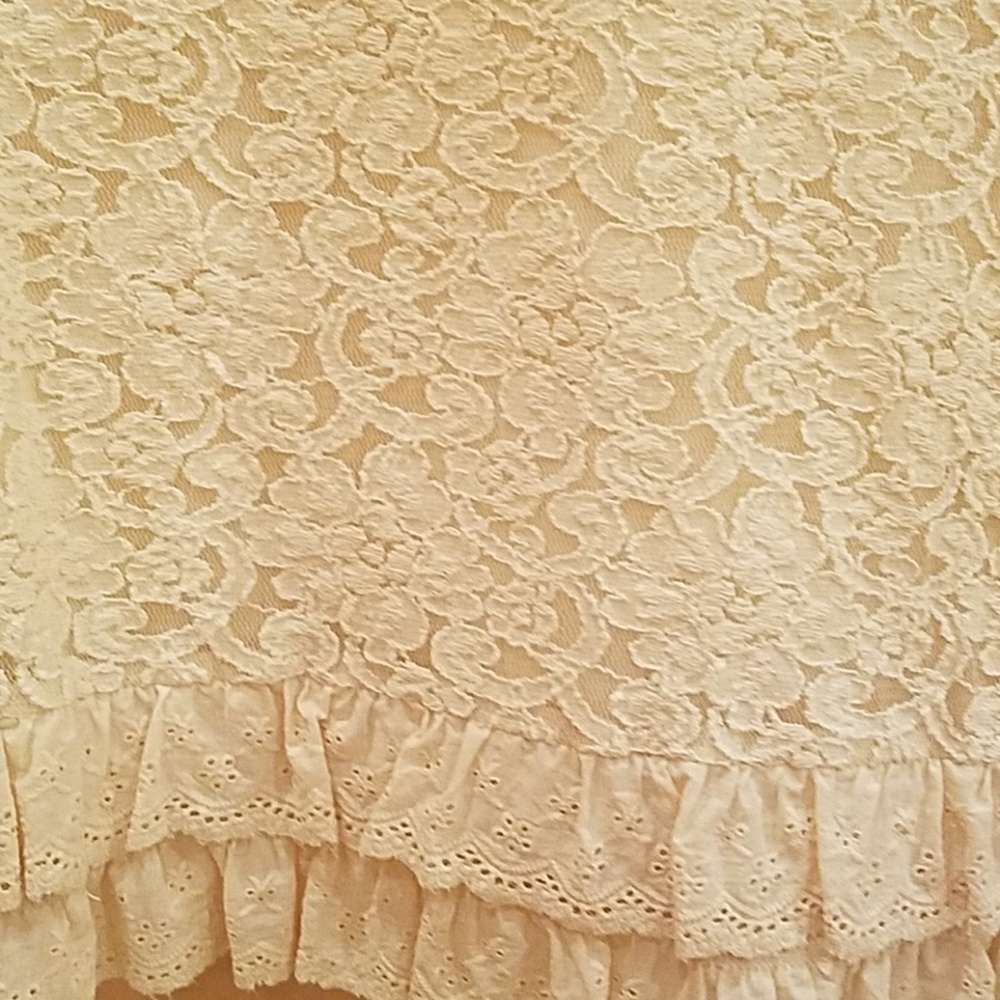 Dress - Picture 3 of 4