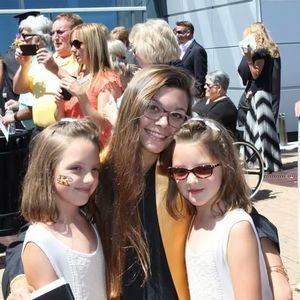 Meet your Posher, Arielle