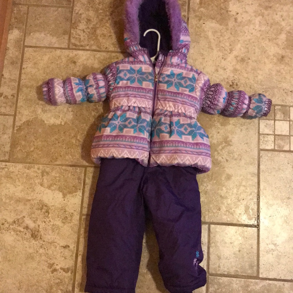 24m 2t snow suit