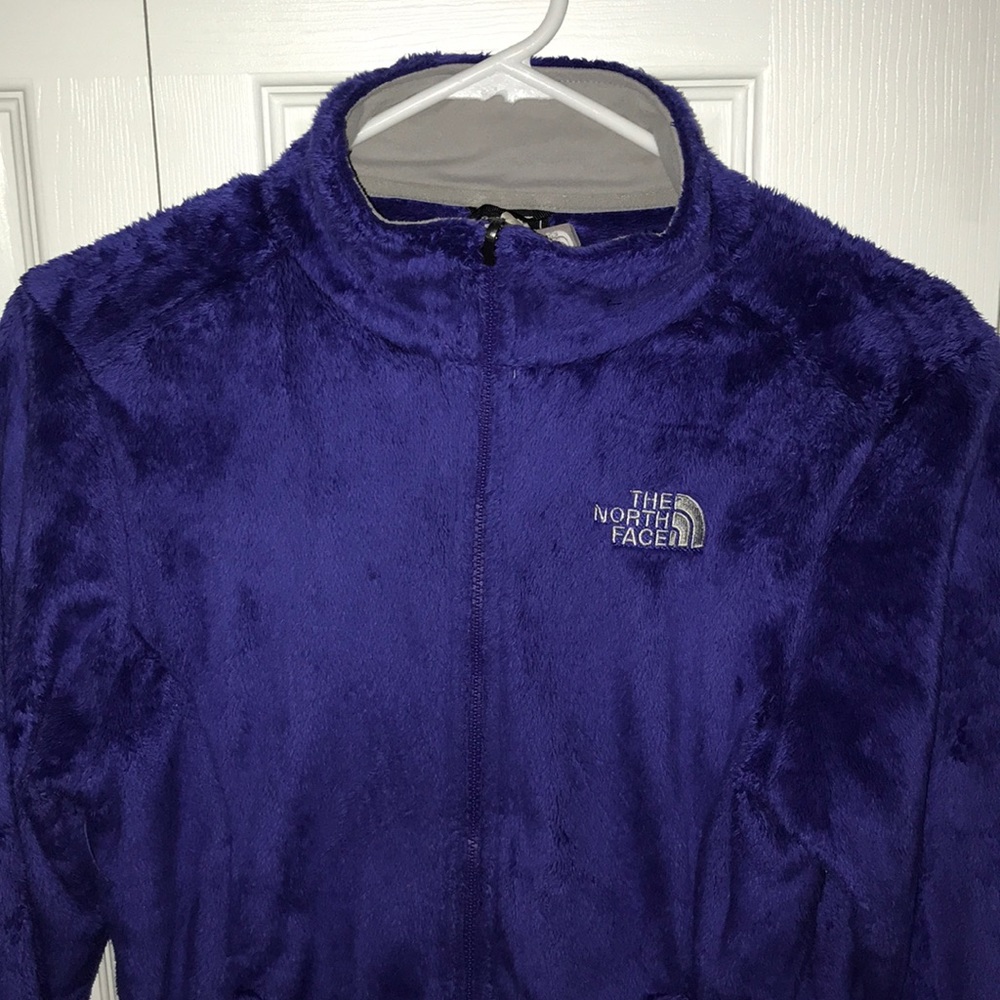 Woman’s North Face jacket