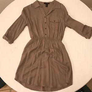 Short (above knees) Forever 21 dress w/pockets