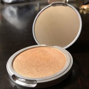 The Balm Betty Lou-manizer AUTHENTIC