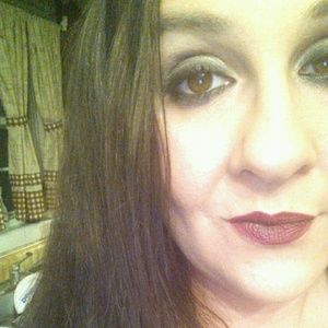 Meet your Posher, Jenny