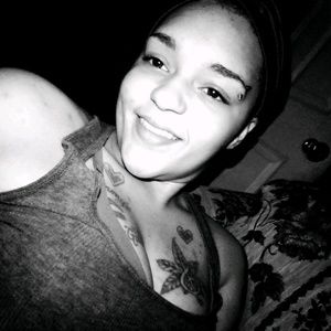 Meet your Posher, Ebony