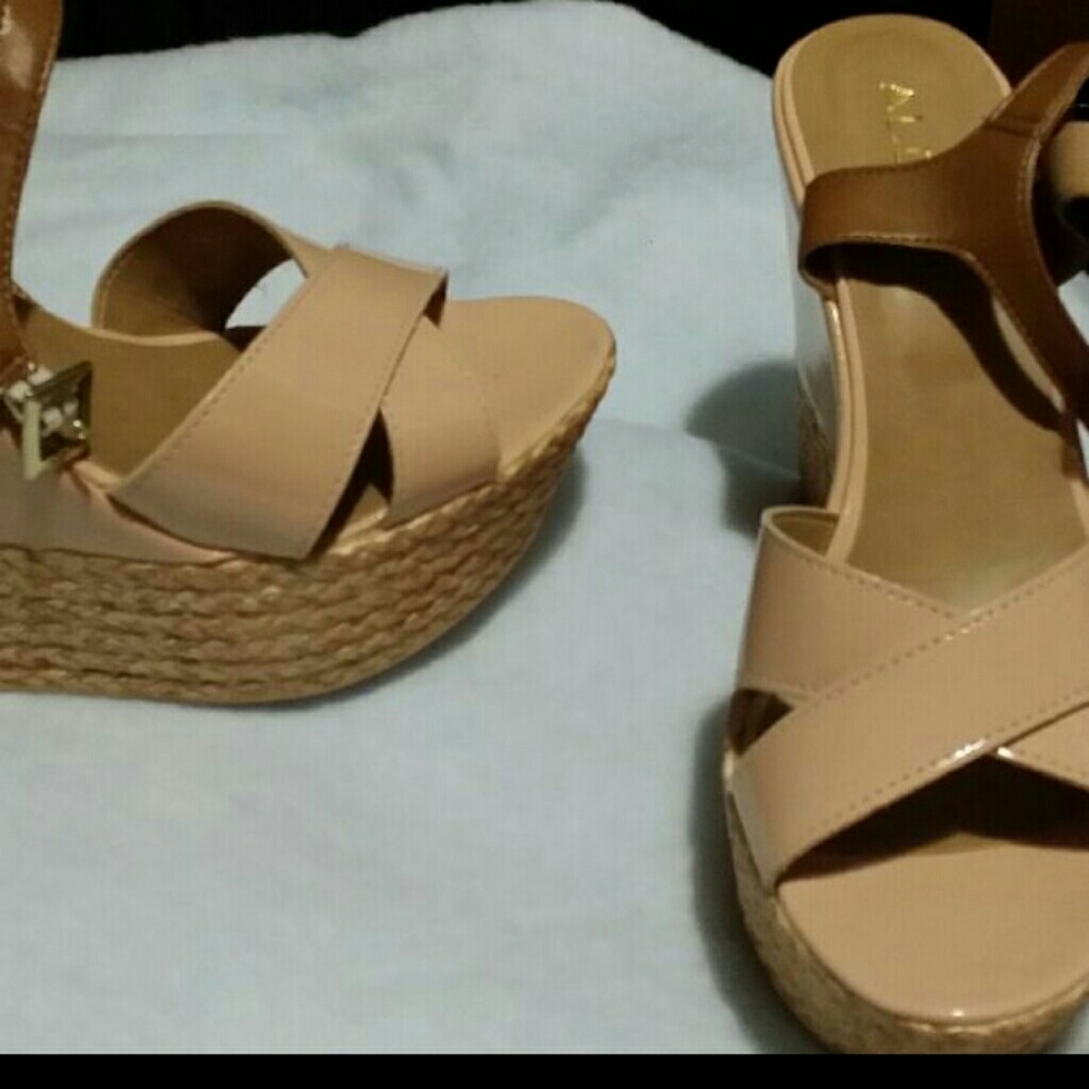Aldo wedge