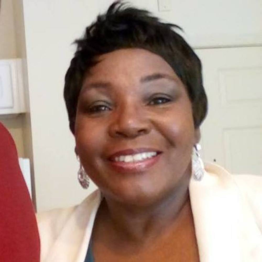 Meet your Posher, Beverly