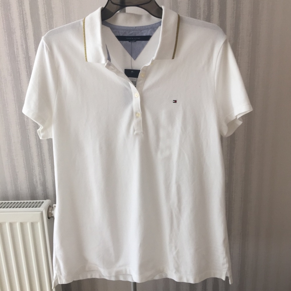 Tommy Hilfiger polo top with a bit dive XL