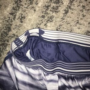 Under Armour Shorts - UA Heat Gear Lined Printed Running Shorts Under Armour Shorts - UA Heat Gear Lined Printed Running Shorts