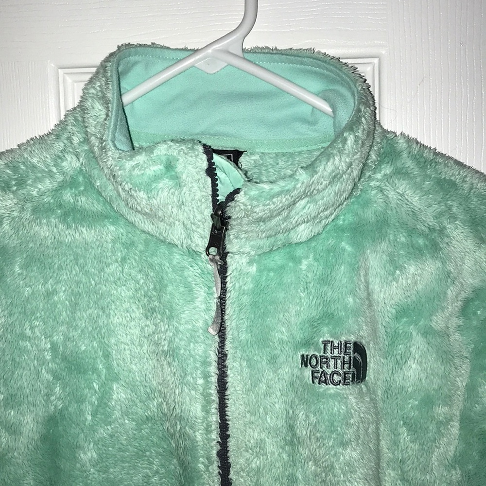Woman’s north face jacket