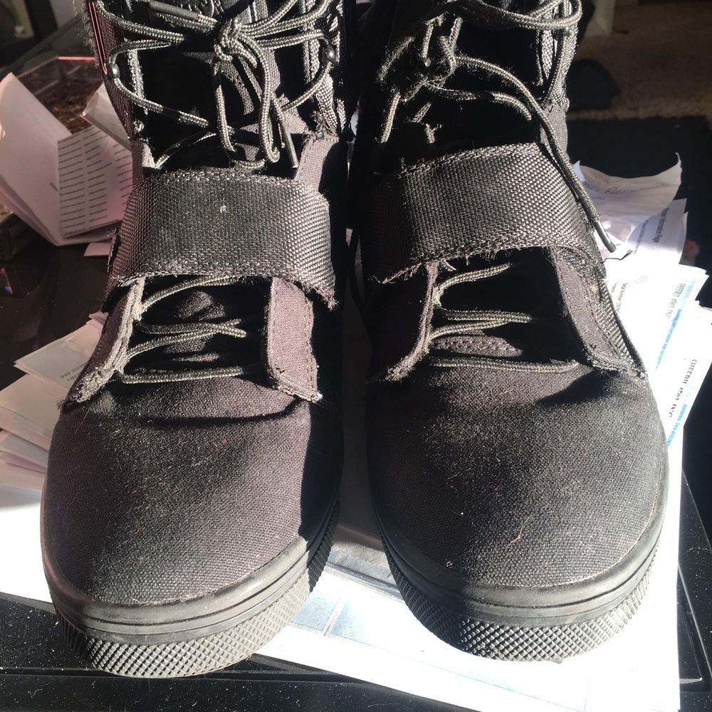 Vlado Atlas Size 12. Black High tops.