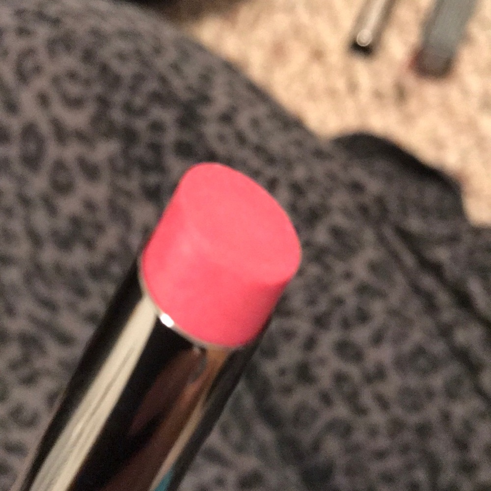 MaryKay - Picture 3 of 3