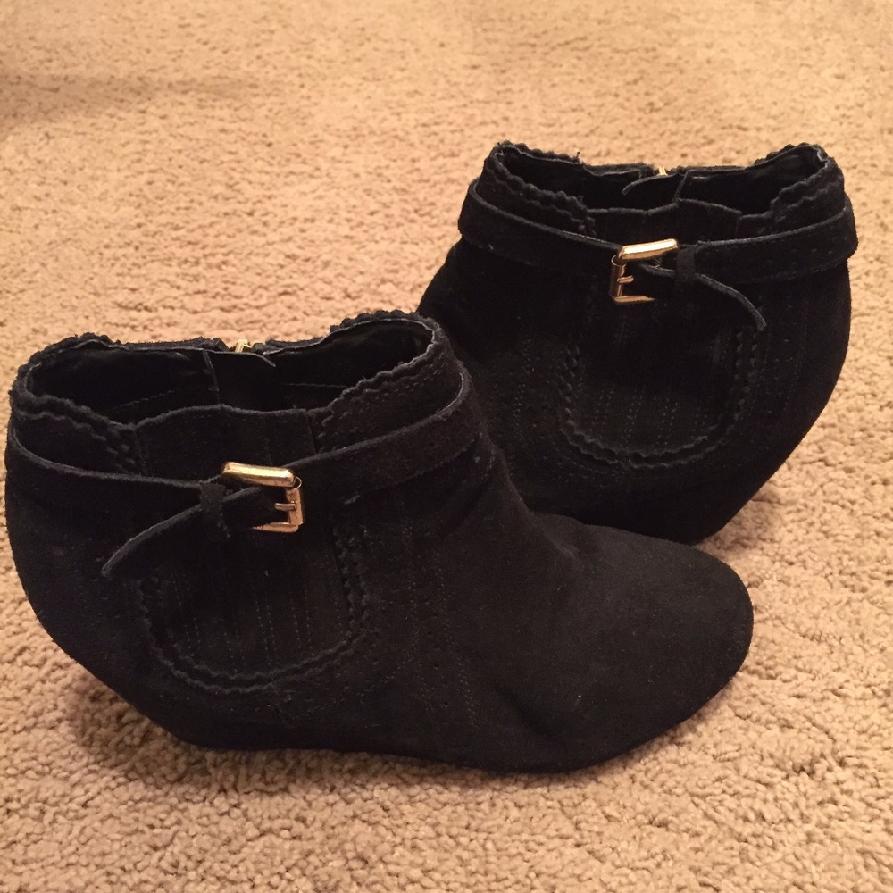 DV Booties