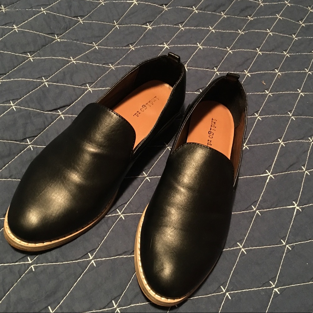 Black Womens Flats
