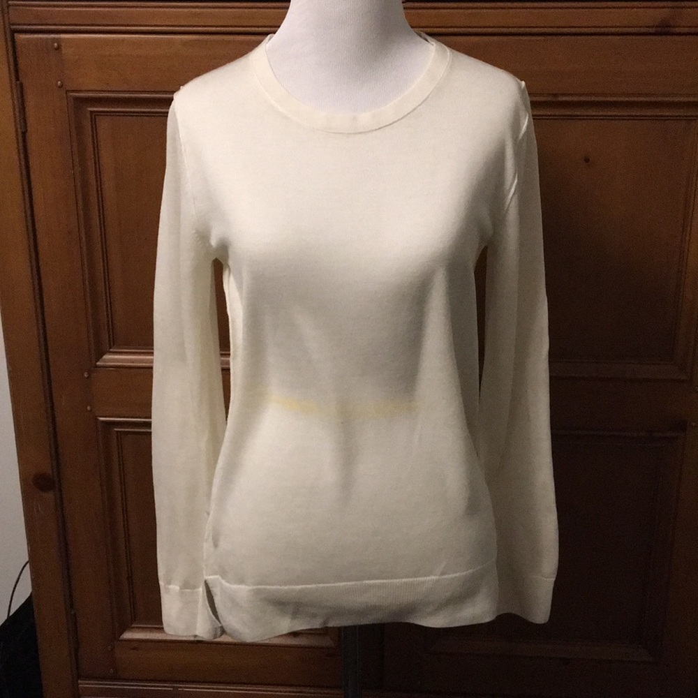 GAP sweater