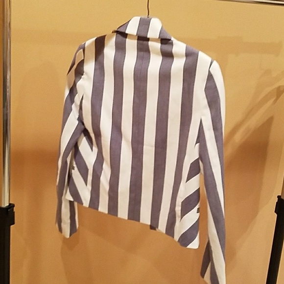 Jacket - Picture 3 of 3