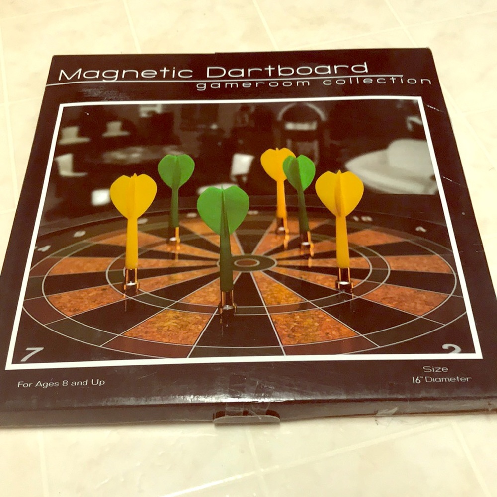 MAGNETIC DARTBOARD GAMEROOM COLLECTION