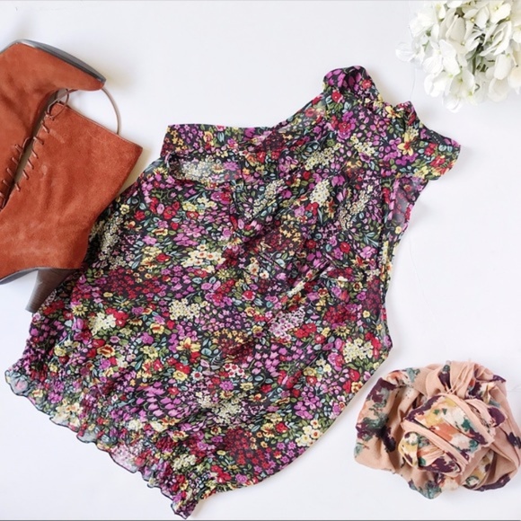 Forever 21 Sheer Floral Top - Picture 2 of 3