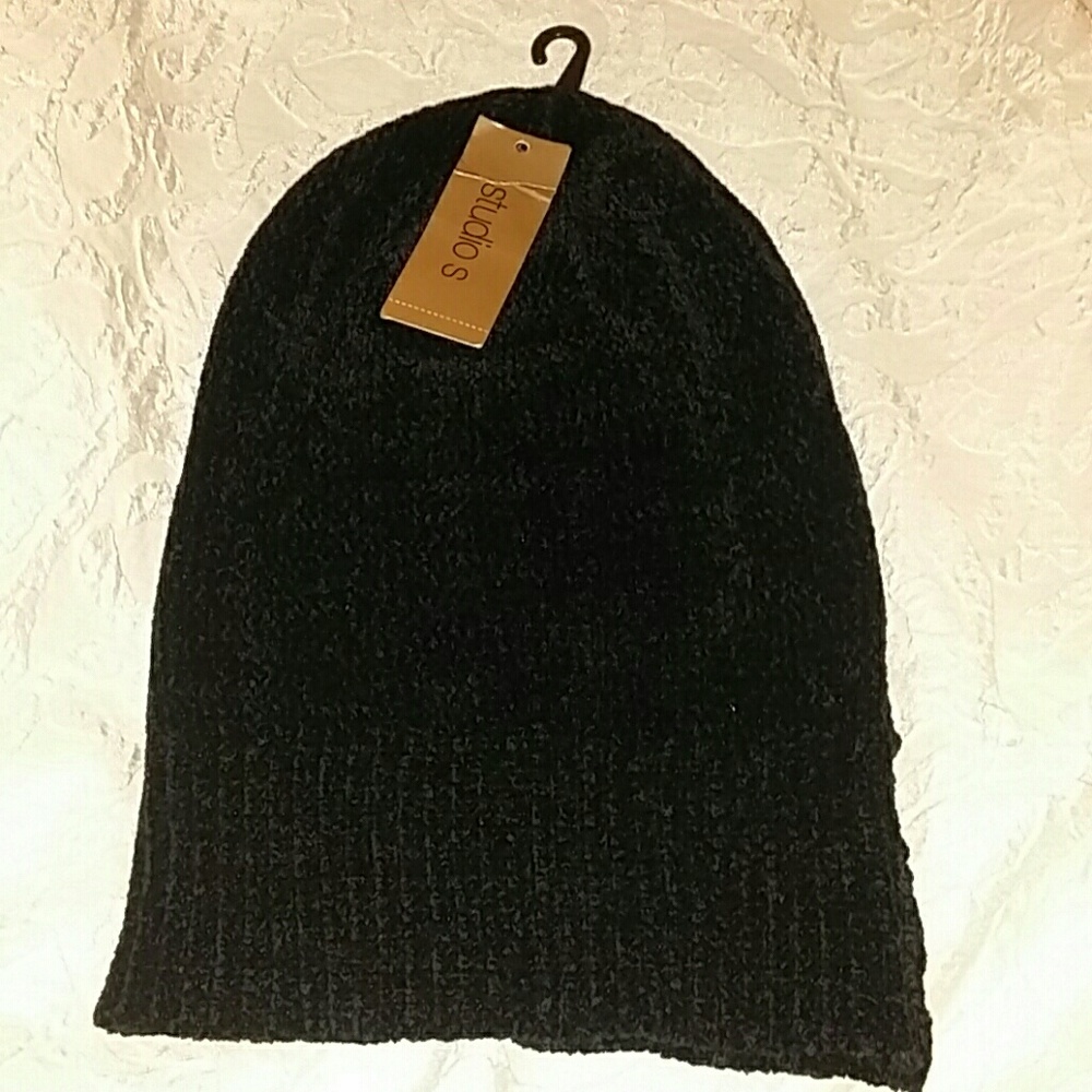 NWT Studio S Womens Solid CHNL CUFF Hat Black