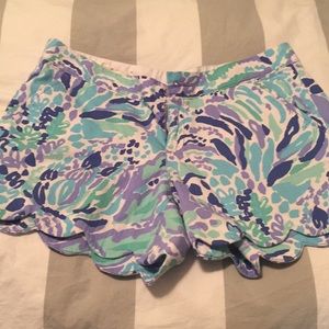 EUC Lilly Pulitzer Buttercups