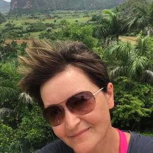 Meet your Posher, Andrea