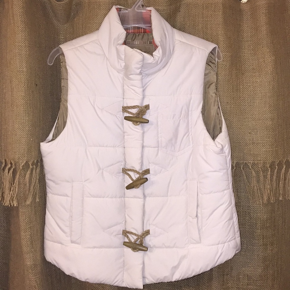 Puffy cute vest!