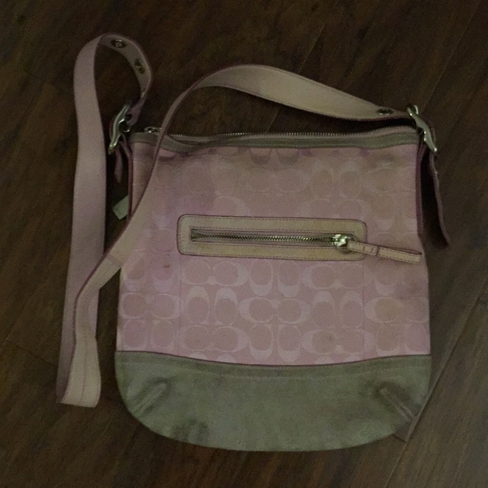 Pink Couch crossbody